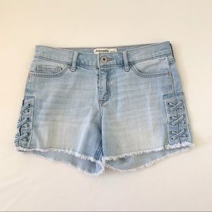 abercrombie kids Girls Light Wash Cross Denim Jean Midi Shorts Size 13/14